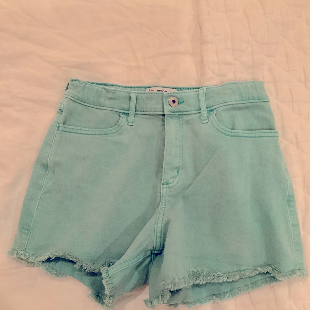 NWOT Abercrombie & Fitch Mid-Rise Denim Jean Shorts - Bright Green - Size XS